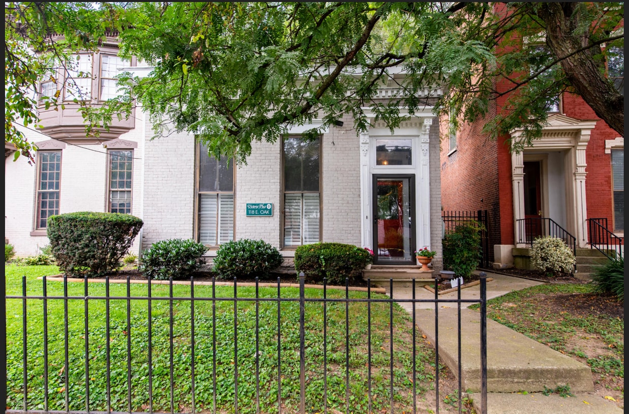 Photo - 118 E Oak St #1