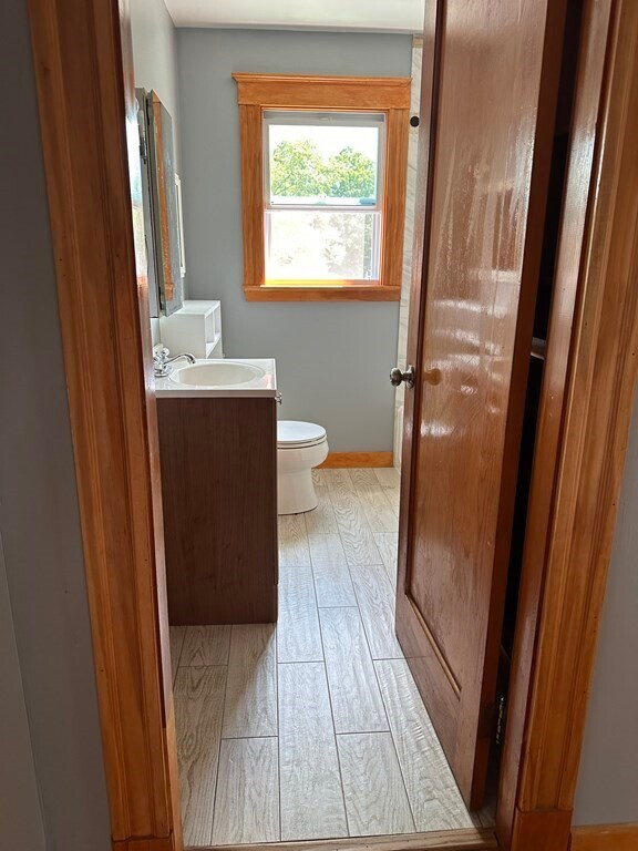 Building Photo - 7 Casey