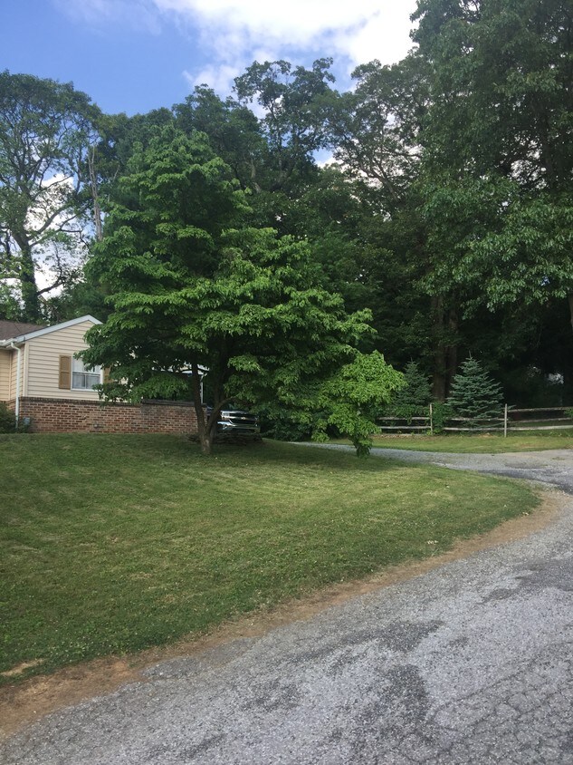 47 Springhouse Ln, Red Lion, PA 17356 House for Rent in Red Lion, PA