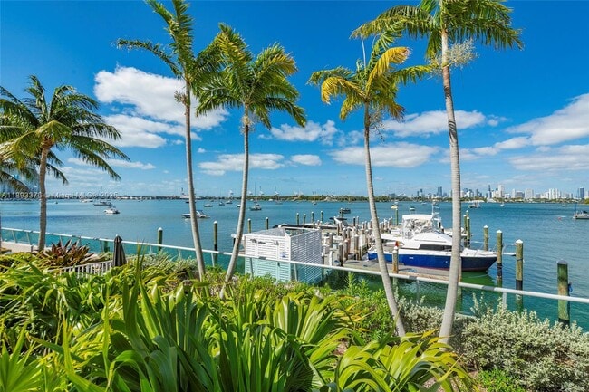 Foto del edificio - 1500 Bay Rd