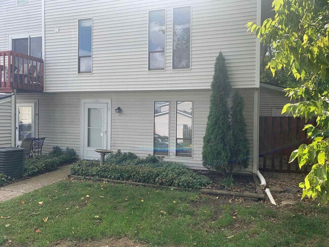 Building Photo - 4243 Briarwood Dr