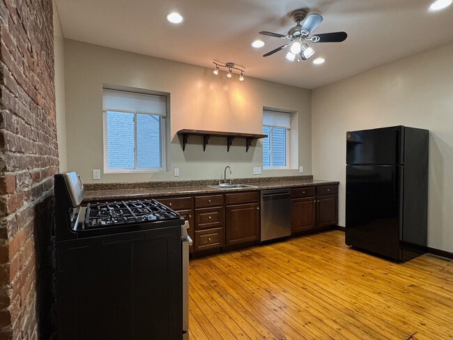 Building Photo - 5133 Kent Way