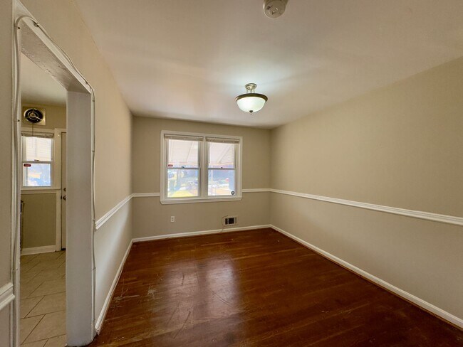 Foto del edificio - Charming 3 Bedroom/1 Bathroom Townhome in Idlewood, MD!