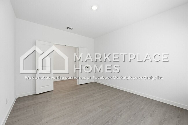 Building Photo - 3526 Fox Vly Ln