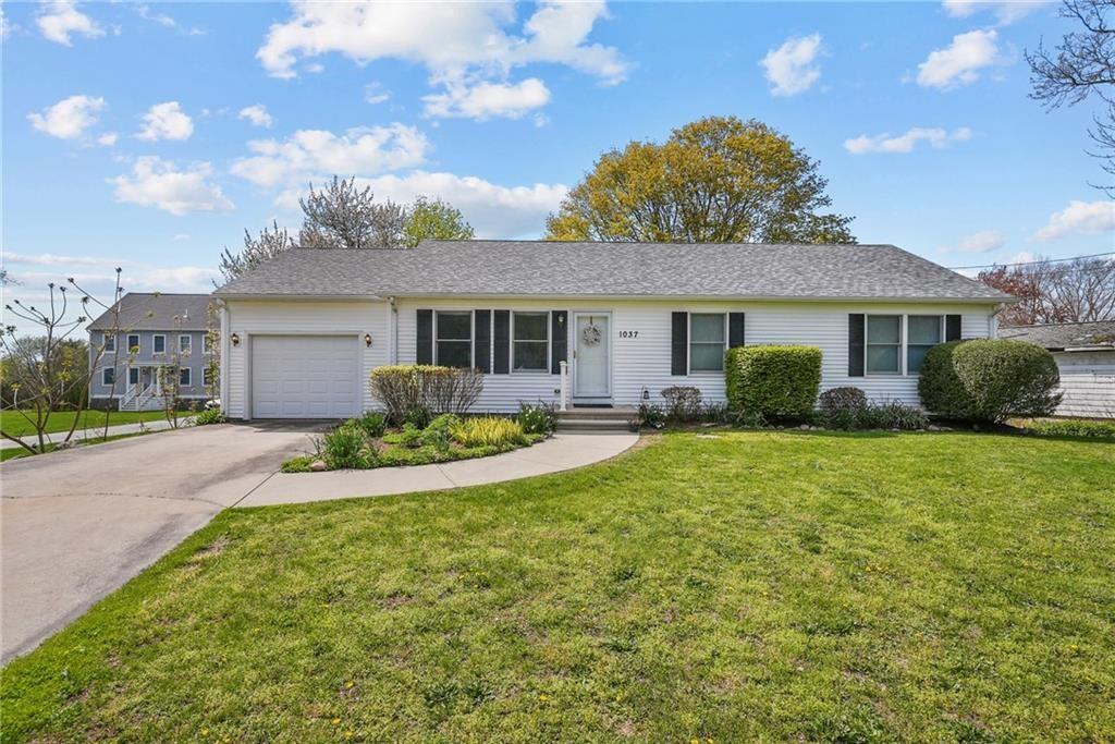 1037 Main Rd, Tiverton, RI 02878 House Rental in Tiverton, RI