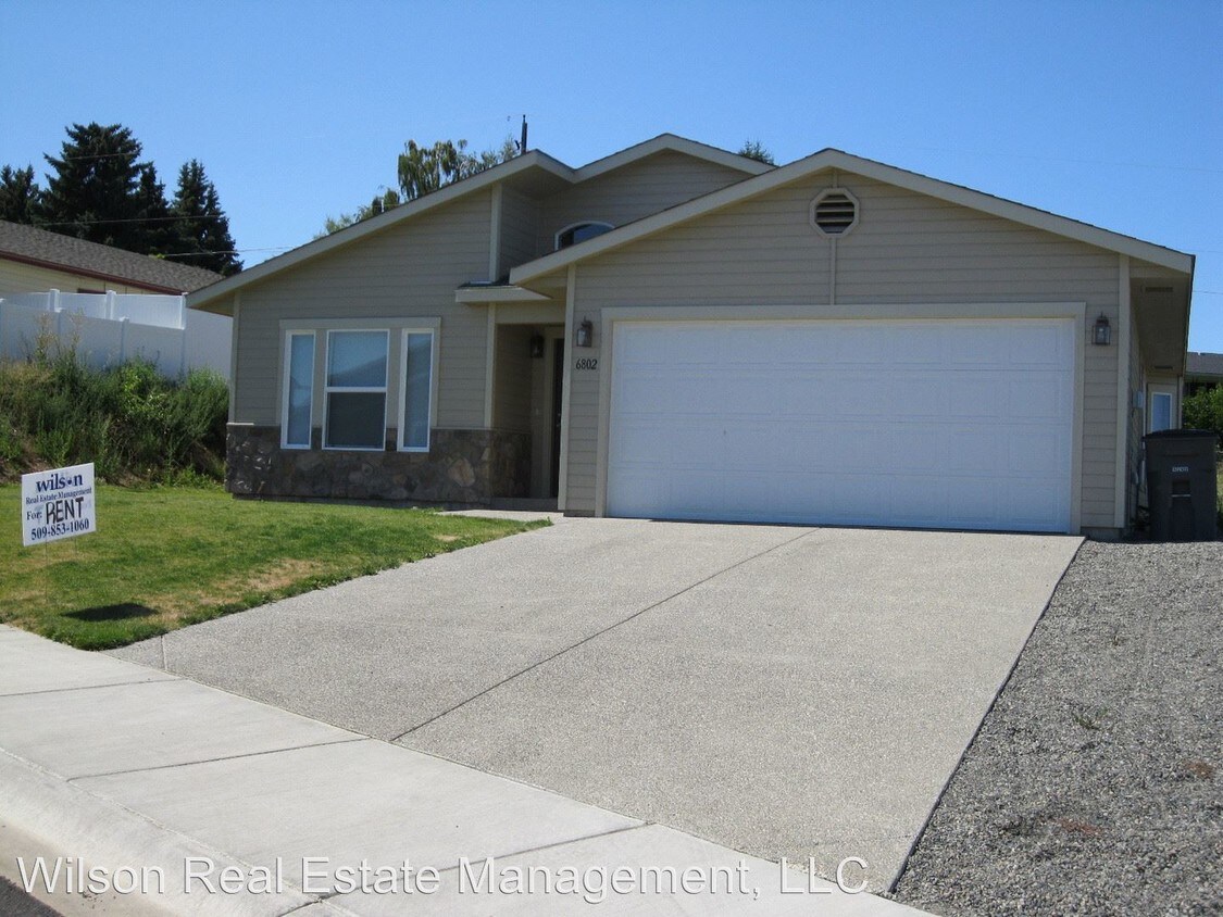 Foto principal - 6802 Easy St