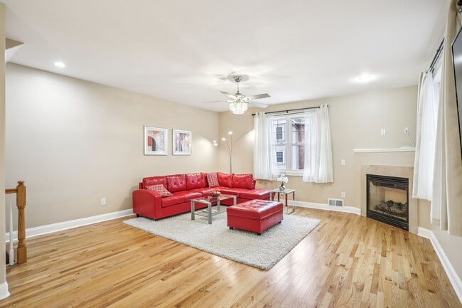 Photo - Fully Furnished Townhome for Rent – NO LEASING FEE