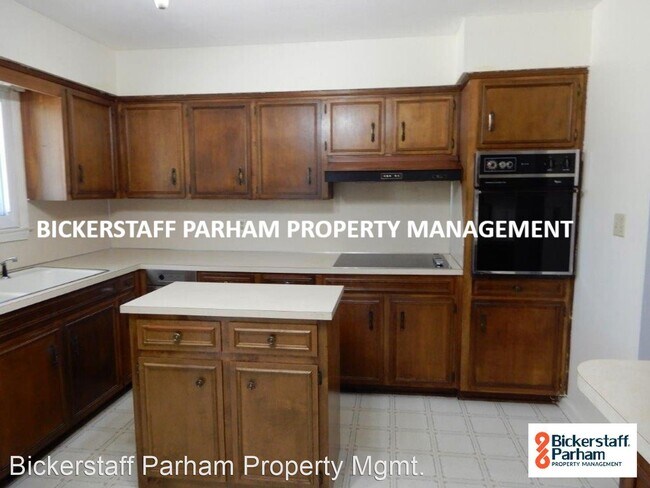 Building Photo - 4 br, 3 bath House - 4027 Canady Street