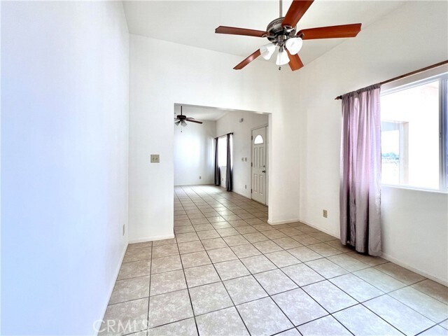 Foto del edificio - 41380 156th St E
