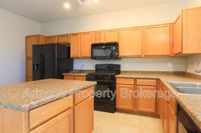 Building Photo - 16862 N 182nd Ln