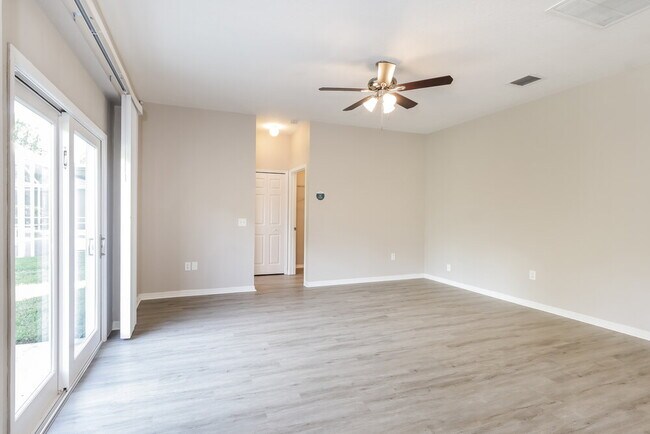 Foto del edificio - 1652 Crossvine Ct