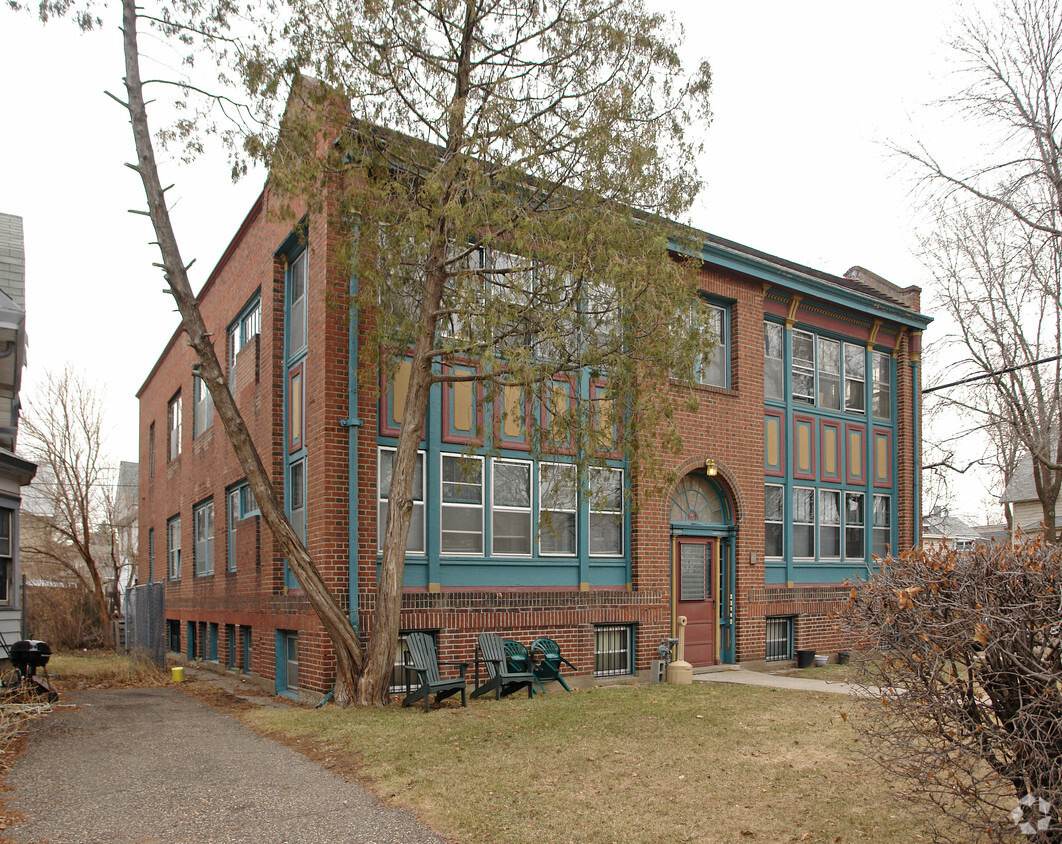 Building Photo - 1631 Selby Ave