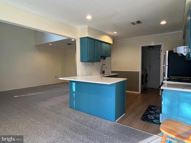 Foto del edificio - 5 Emily Ct