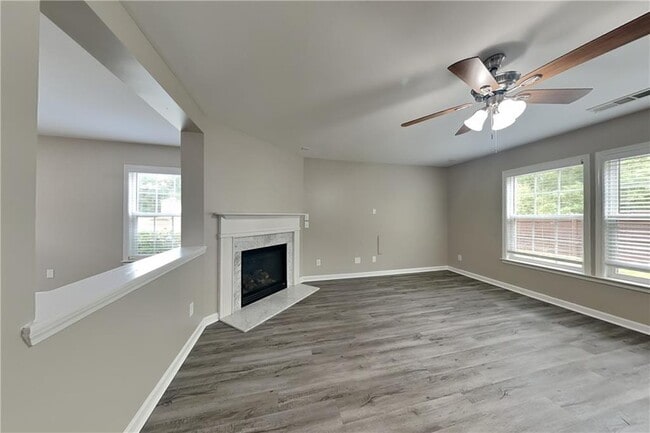 Foto del edificio - 147 Cedar Bay Cir