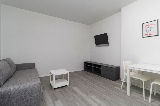 Foto del edificio - 131 E 94th St