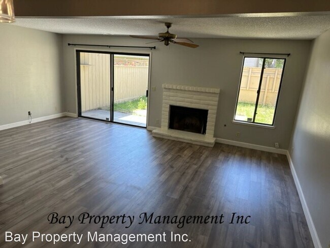 Building Photo - 3 br, 2.5 bath House - 1860 - 5 Cherokee Dr