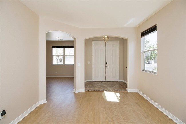 Building Photo - 9679 Spinnaker Creek Ave