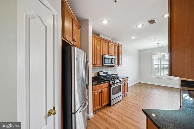 Foto del edificio - 9405 Blackwell Rd