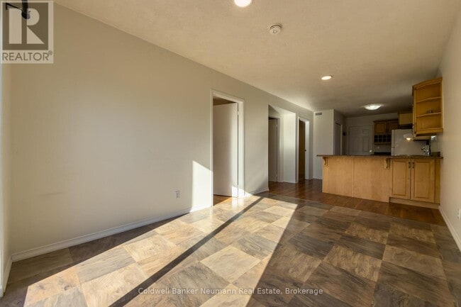 Building Photo - 18 O'Connor Ln