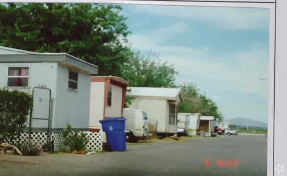 Building Photo - La Cholla Mobile Home Park