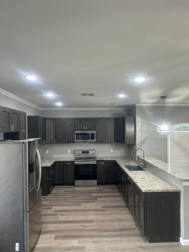 Building Photo - 6599 Johnson Ln