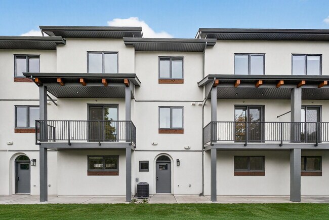 Photo du bâtiment - 852 Anders Rd