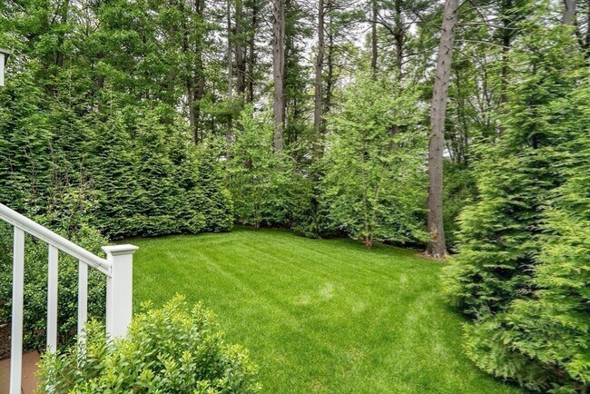 Building Photo - 37 Jefferson Dr