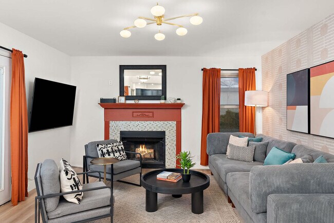 Foto del edificio - 7157 W Windrose Dr