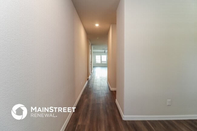 Foto del edificio - 6109 Fire Water Dr