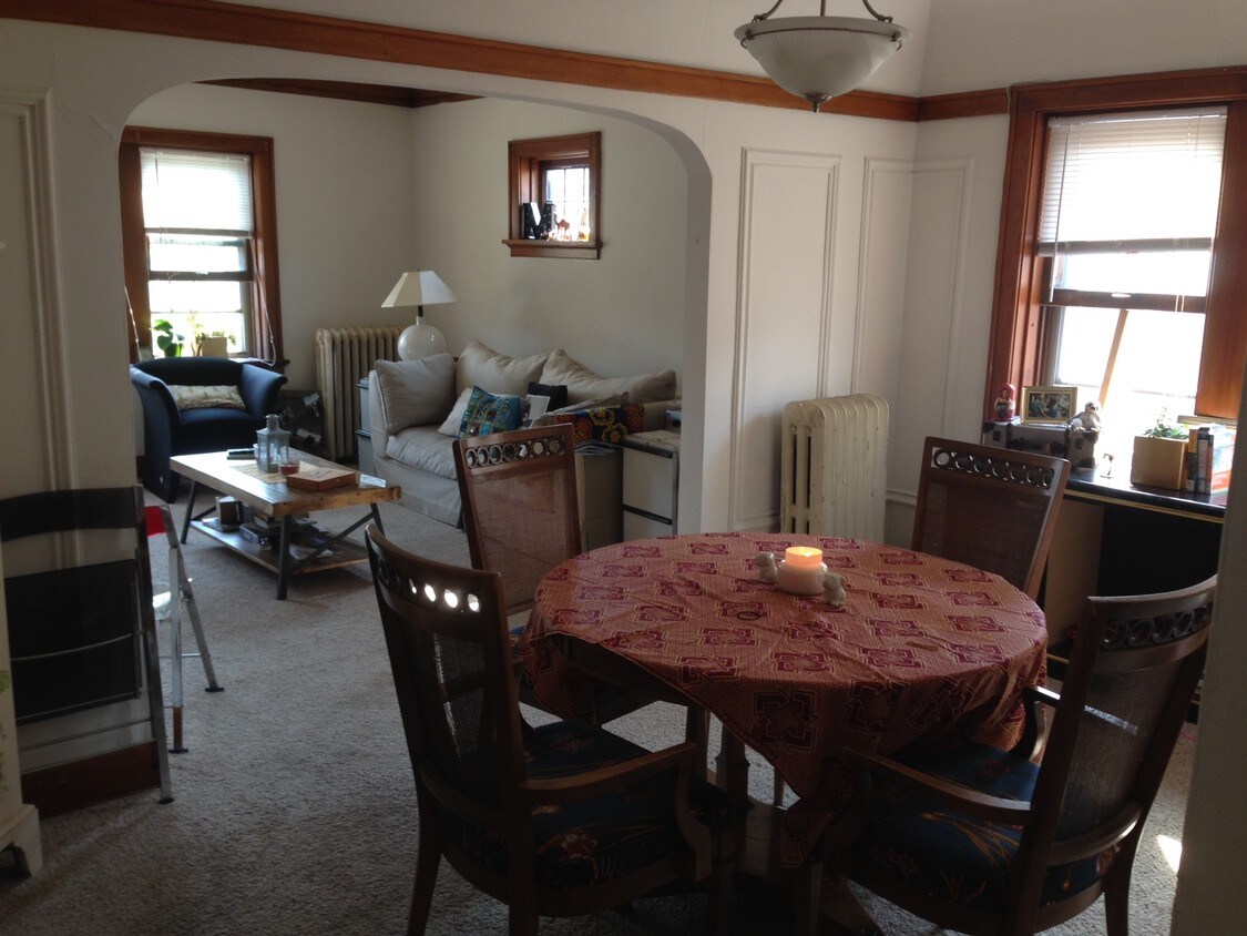 Primary Photo - 1806 E Kenmore Pl
