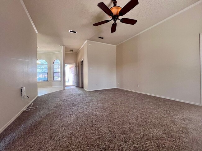 Building Photo - South Lubbock Home with Large Flex Room!