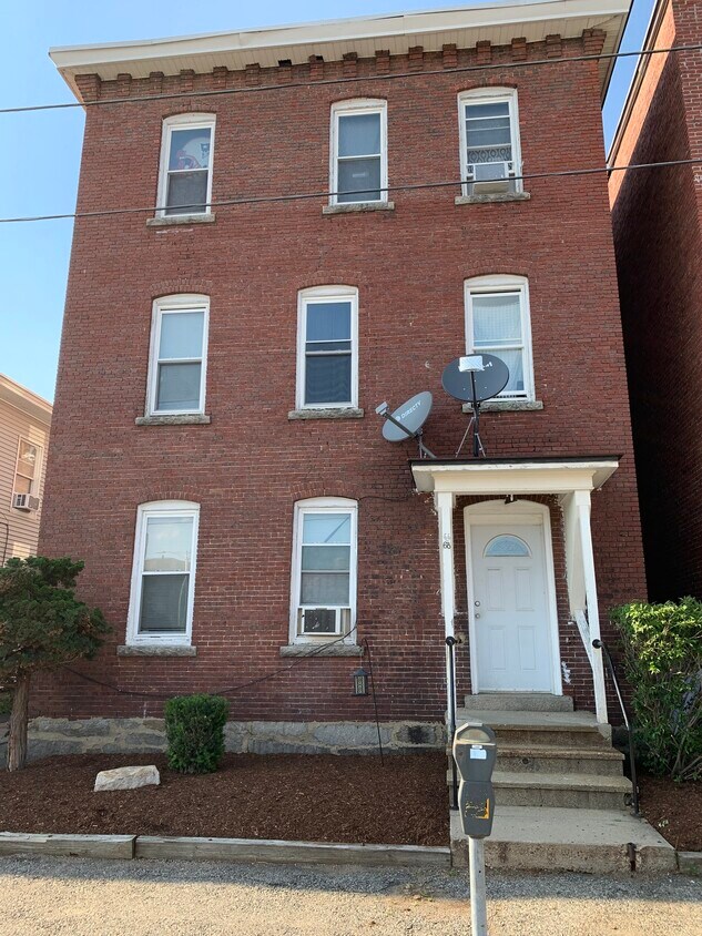 66 Orange Street, Unit 666 Condo for Rent in Manchester, NH