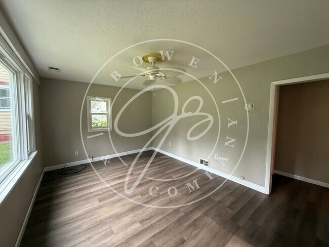 Foto del edificio - 3-Bedroom South Toledo Home with 2 Full Ba...