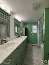 Building Photo - 79 Sun Cir