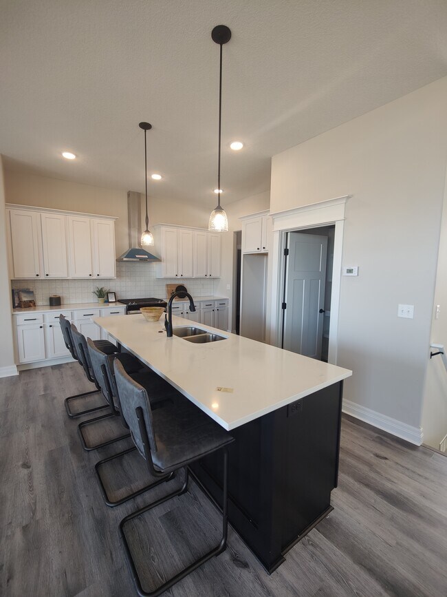 Building Photo - 610 Tuscany Dr