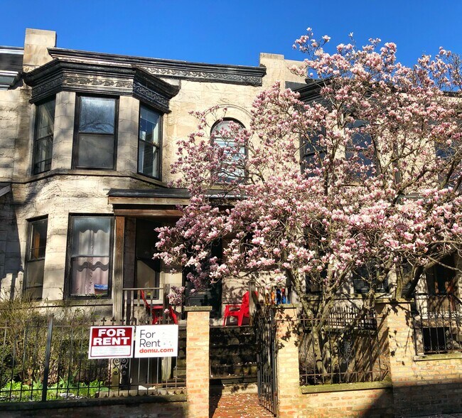 Exterior - 3812 N Wilton Ave