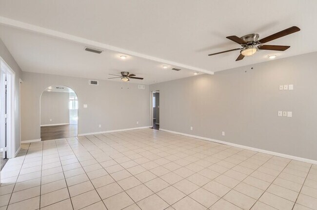 Foto del edificio - 177 Bahia Lane E, Litchfield Park, AZ, 85340