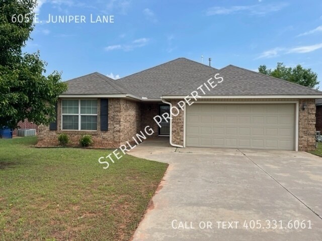 Primary Photo - 605 E Juniper Ln