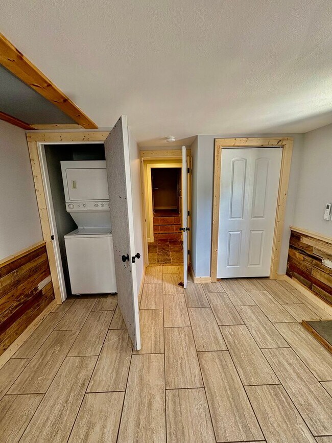 Foto del edificio - Charming One Bedroom ADU Furnished or Unfu...