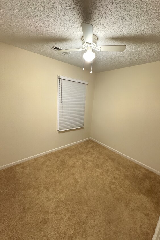 Foto del edificio - Sparrow Rd Chesapeake