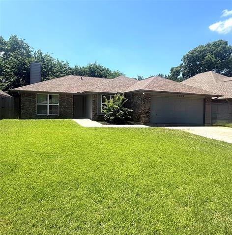 Building Photo - 1212 Eagle Lake Dr