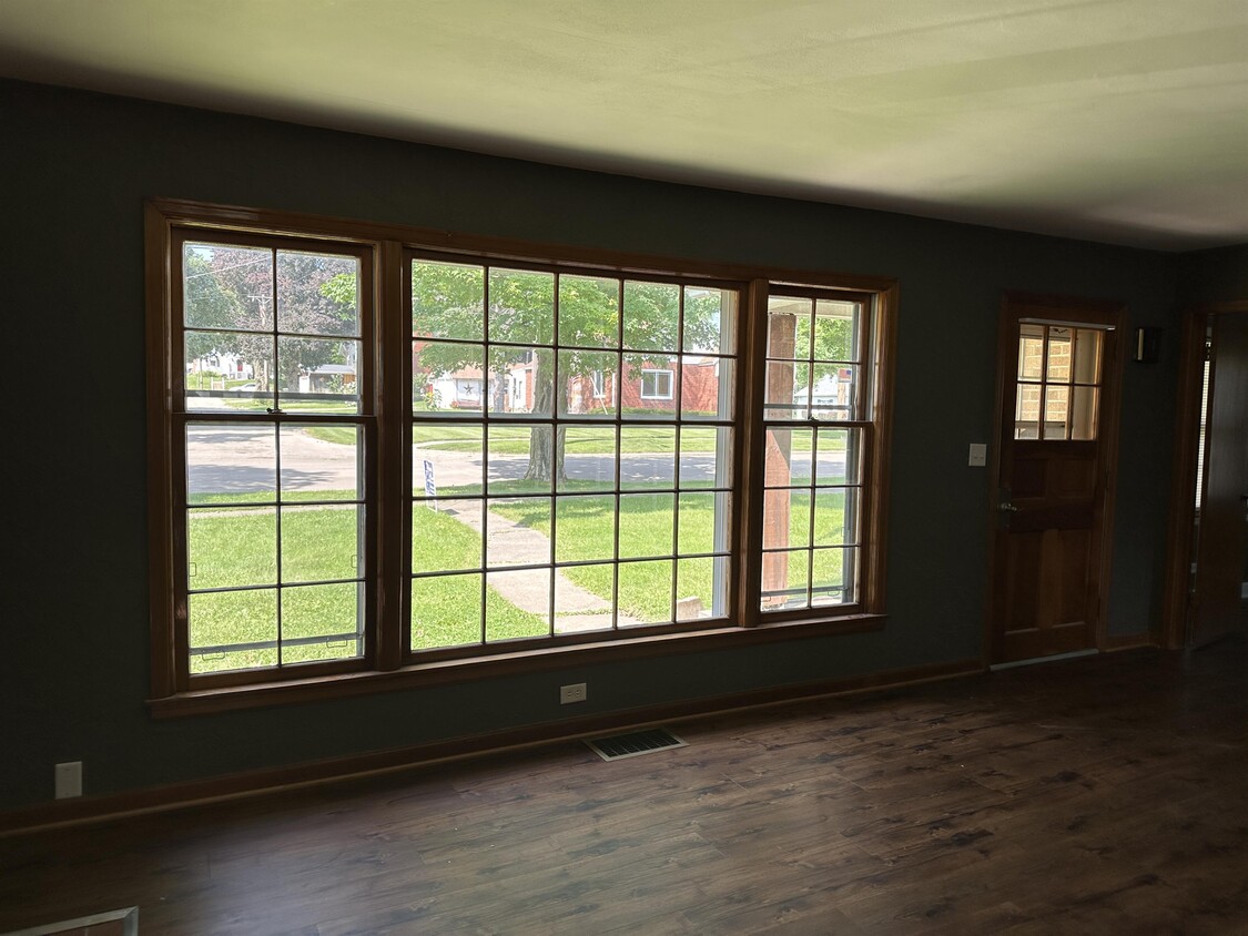 Foto principal - 1143 W Harrison St