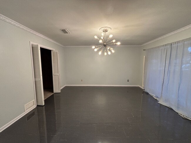 Building Photo - HALF OFF First Full Month's Rent!!!! SPACIOUS HOME IN NORTH BOSSIER