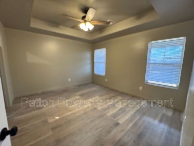 Building Photo - 1118 Caprock St