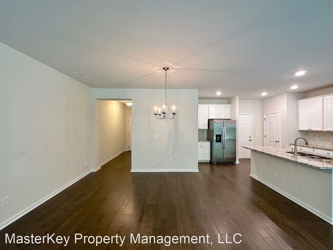 Building Photo - 3 br, 2.5 bath House - 1119 Chestnut Bluff...