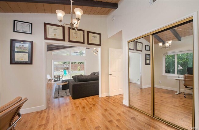 Foto del edificio - 16915 Armstead St