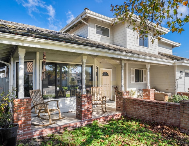 Building Photo - 865 Amethyst Dr