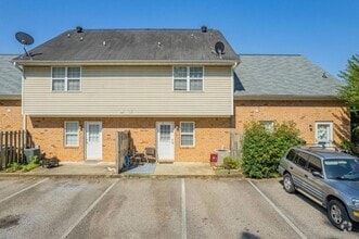 Building Photo - 320 Logmont Trace