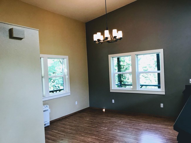 Building Photo - 4 br, 4 bath House - 1837 Whistlers Park Rd