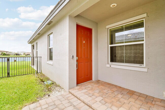 Building Photo - 8292 NW Greenbank Cir